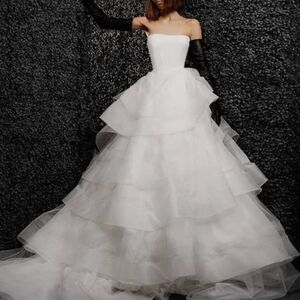 Vera Wang Nolwenn ball gown size 12 NWOT